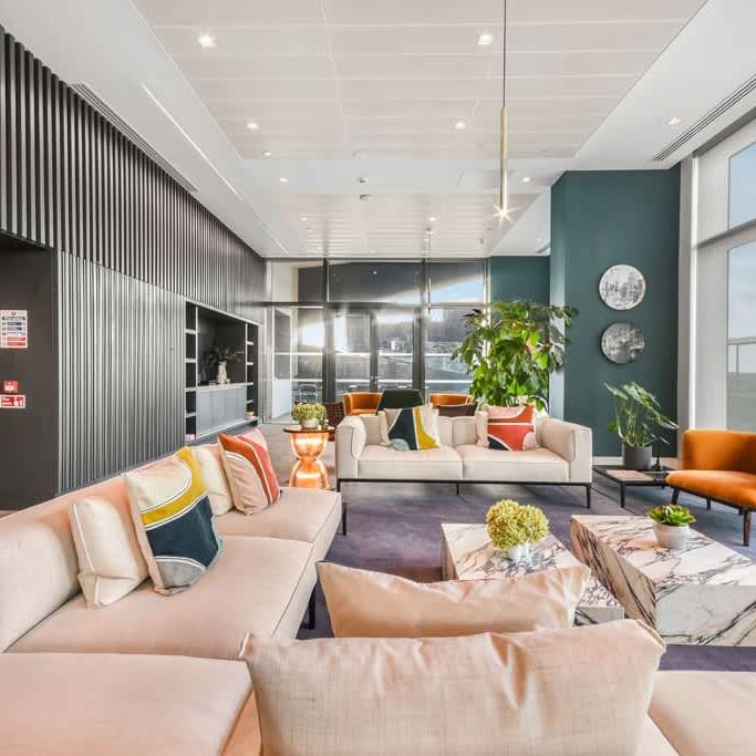 Amory Tower, Marsh Wall E14 - Photo 1