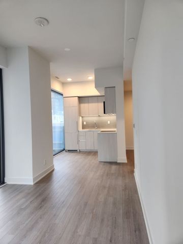 For Lease - 8 Cumberland Street Unit# 504, Toronto, Ontario - Photo 4