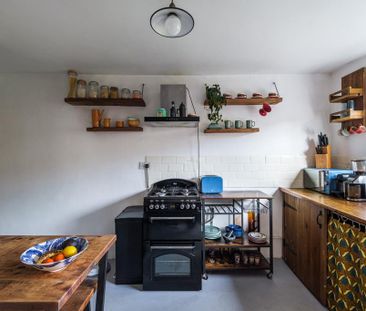 1 bedroom ground floor flat to rent - Photo 5