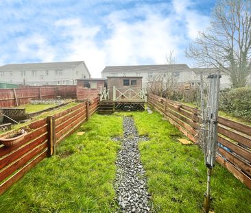 Blodwen Road, New Inn, PONTYPOOL - Photo 1