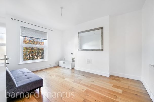 Alexandra Road, Croydon - Photo 1