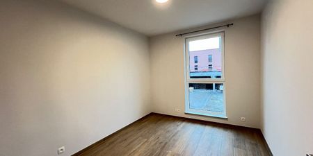Appartement te huur in Tournai voor € 1.005 met 2 slaapkamers - Photo 2