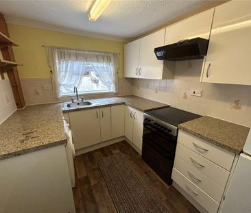 2 bedroom terraced house to rent - Photo 4