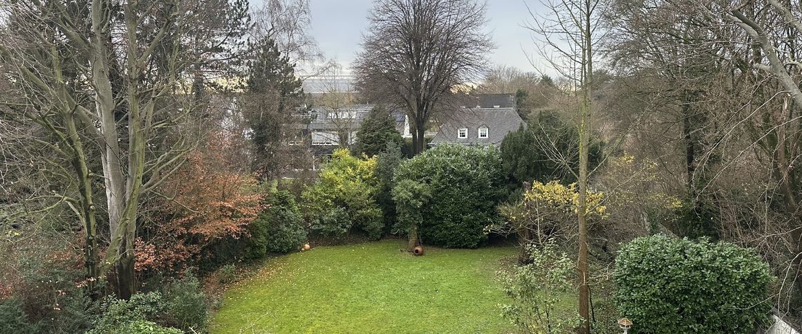 Düsseldorf-Stockum: Großzügige 2,5-Zimmer-Wohnung mit Balkon und Einbauküche! - Photo 1