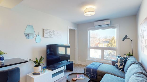 238 Carruthers Avenue - 301 - Photo 1