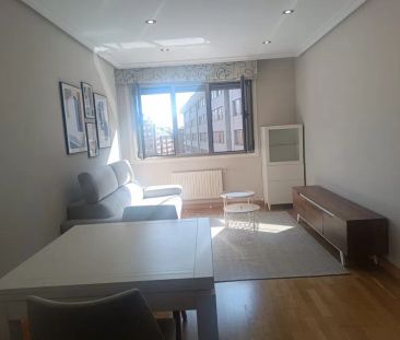 Alquiler de piso en Calle Celestino Álvarez - Foto 1