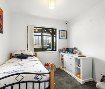 Beautifully presented three bedroom property, great location - Photo 5