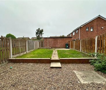 A three bedroom mid-terraced property situated within Mexborough. - Photo 3