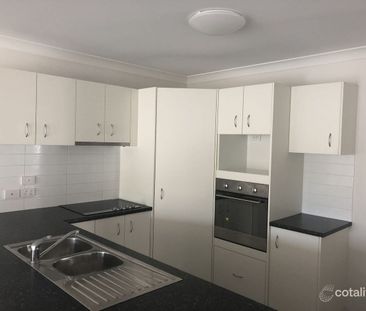 Coastal Living Made Easy – Modern 3-Bedroom Duplex in Peaceful Beac... - Photo 3