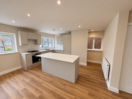 2 bedroom maisonette to rent - Photo 3