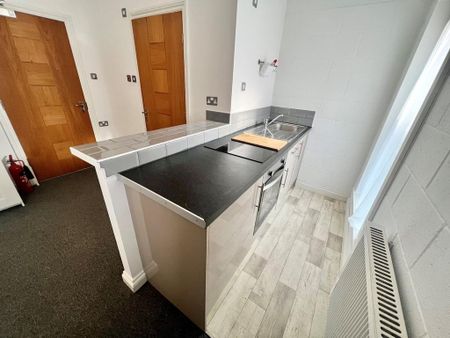 Studio to rent - Photo 3