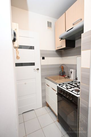 Kawalerka w centrum przy Galaxy, wynajem !!! - Zdjęcie 4