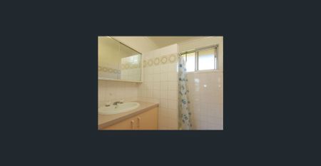 Oh So Convenient!! - Photo 5