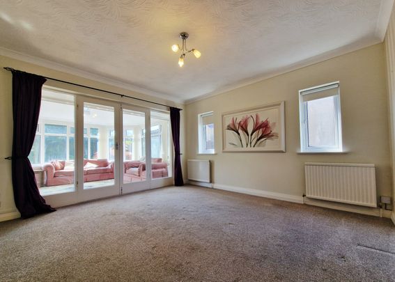 Oak Lane, Newton - Photo 1