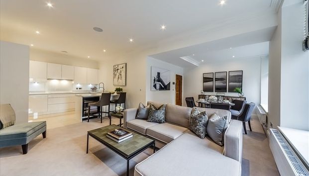 TWO BEDROOM APARTMENT TO LET RAINVILLE ROAD FULHAM W6 - Photo 1