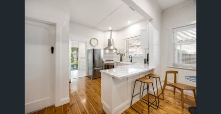 Modern Comfort, Easy Living - Photo 4