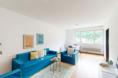 Luminoso 2.5 locali con balcone, piscina e campi da tennis - Foto 3