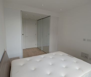 1 Bed Flat, Catalina House, E1 - Photo 3