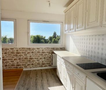 Location Appartement 2 pièces 48m² LILLE 59000 - Photo 4