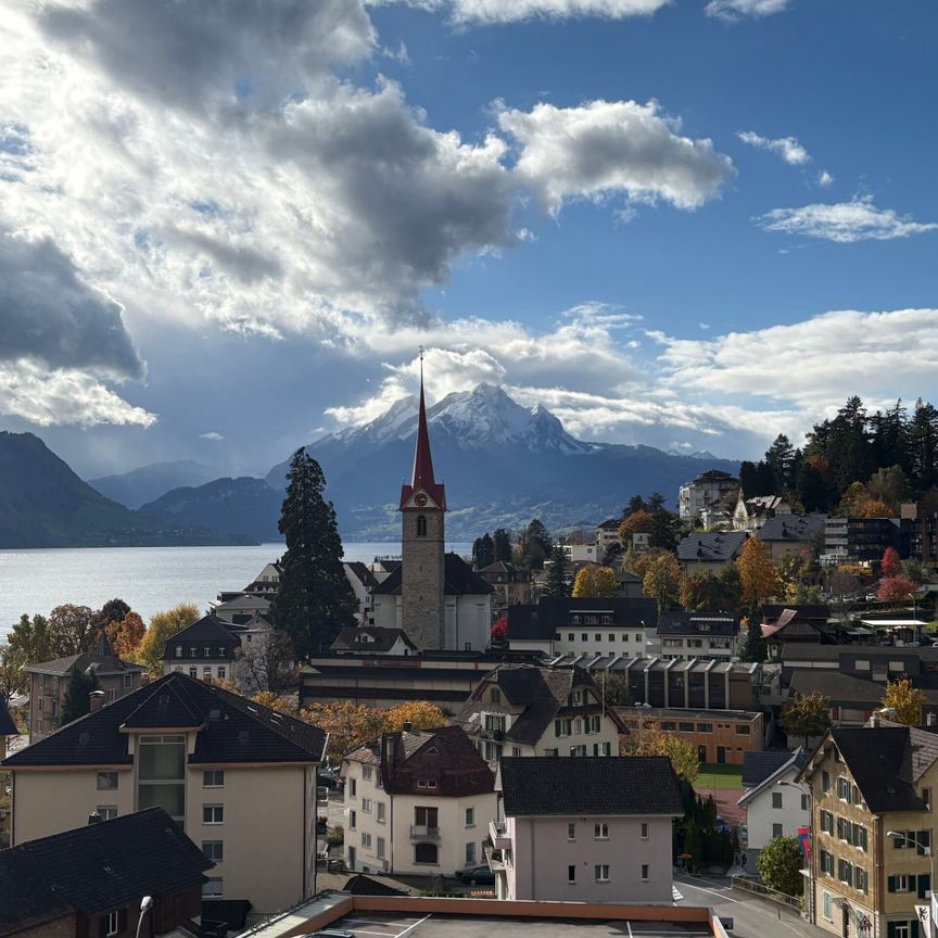 Exklusive 3.5-Zimmerwohnung im 4. OG mit Seesicht - Photo 1