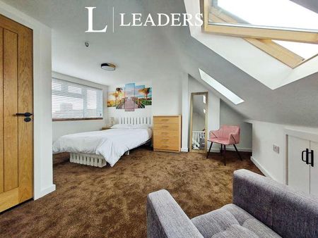 Hedingham Road, Dagenham, RM8 - Photo 3
