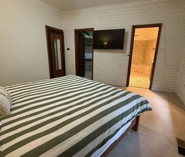 Unique Round Home - 3 Kardinia Court, Cooma - Photo 5