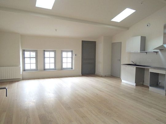 Location appartement 4 pièces, 84.82m², Nîmes - Photo 1