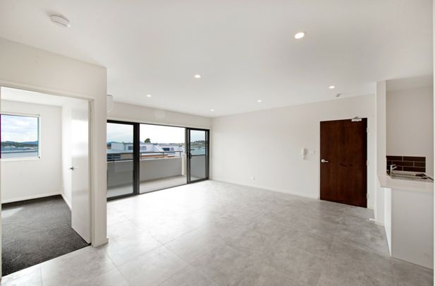 Ashi complex with lift! - Photo 1