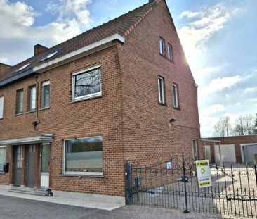 GEZELLIGE GEZINSWONING MET STADSTUINTJE IN HARTJE DEINZE - Foto 3