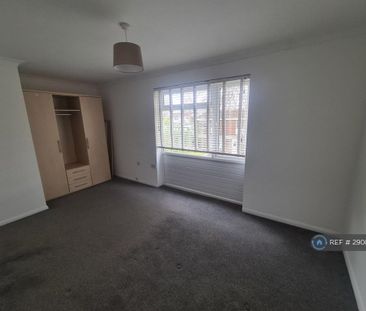 2 bedroom end of terrace house to rent - Photo 5