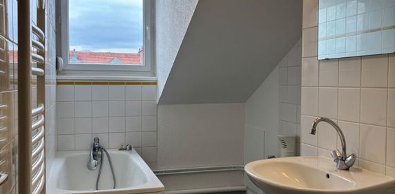 Location Appartement 1 pièce 44m² BESANCON 25000 - Photo 2