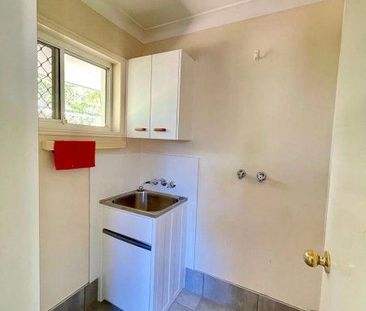 A SOUGHT-AFTER LOWSET UNIT IN A POPULAR COMPLEX! - Photo 1