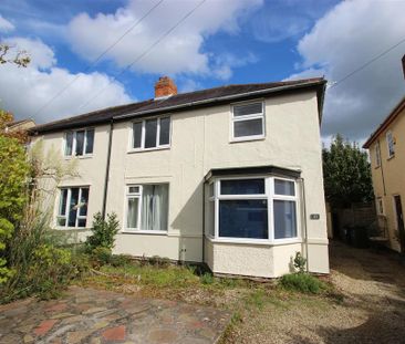 1 bedroom in a house share to rent - Photo 1