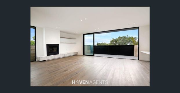 MODERN THREE-BEDROOM HAVEN WITH PRIVATE BALCONY LIVING I HAVEN AGENTS - Photo 1