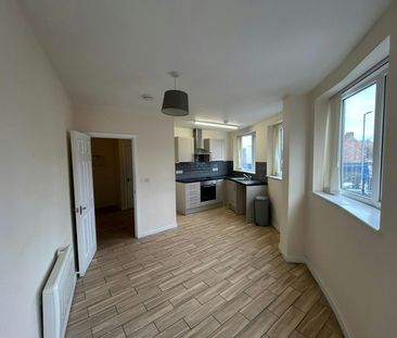 Apartment to rent on - Photo 3