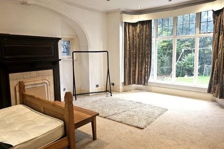 2 bedroom ground floor flat to rent - Photo 5