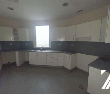 Nearby Metro | Chiller free | No Balcony | Vacant - Photo 5