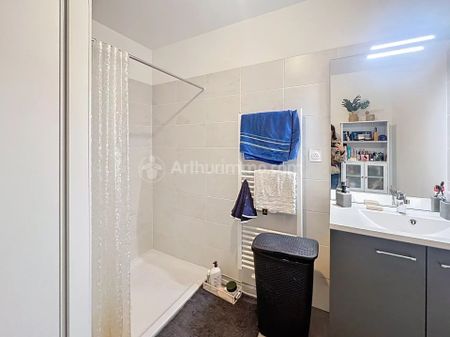 Location Appartement 2 pièces 44m² CLERMONT FERRAND 63100 - Photo 2