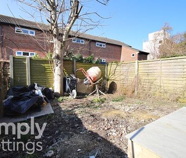 1 Bed property for rent - Photo 6