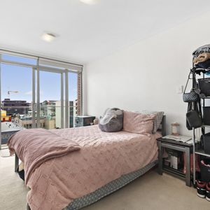 Central Wellington Living - Photo 2