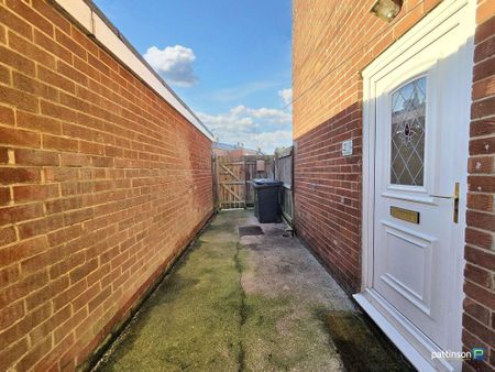 Ellesmere Gardens, Choppington, Choppington, Northumberland, NE62 5TY - Photo 5
