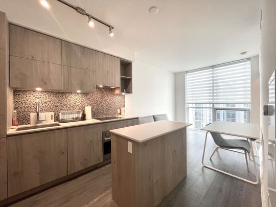 For Lease - 1 Yorkville Avenue Unit# 3003, Toronto, Ontario - Photo 1