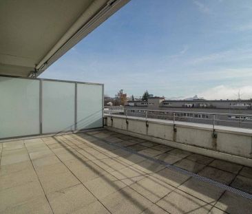 Appartement mansardé à la périphérie de la ville - Photo 1