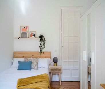 Calle de Fernández de la Hoz, Madrid, Community of Madrid 28010 - Photo 4