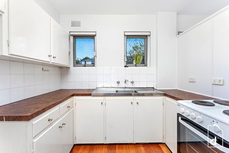 Coastal City Living At Its Best - Photo 5