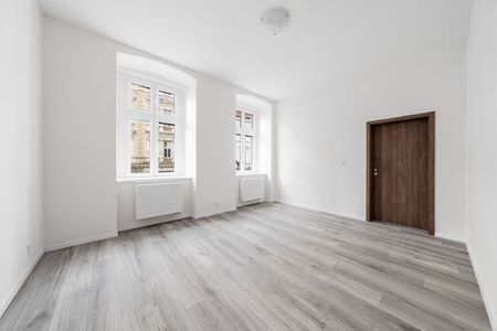 Pronájem bytu 1+kk - Fotografie 5