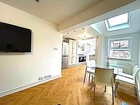 8 Bed Terraced House, Kenmare Road, L15 - Photo 4