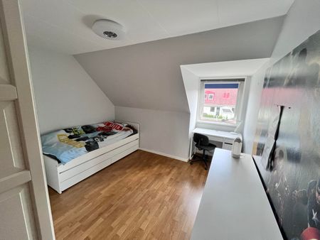 Vattenmåravägen, Upplands Väsby - Photo 3