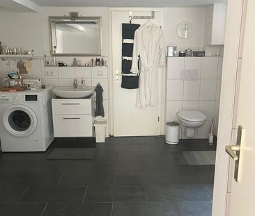 Liebevoll sanierte Altbauwohnung - Photo 4