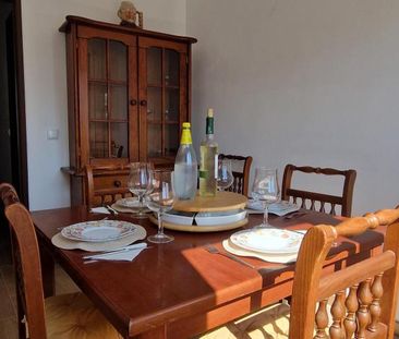 Individual bedrooms for girls in Costa da Caparica - Photo 4